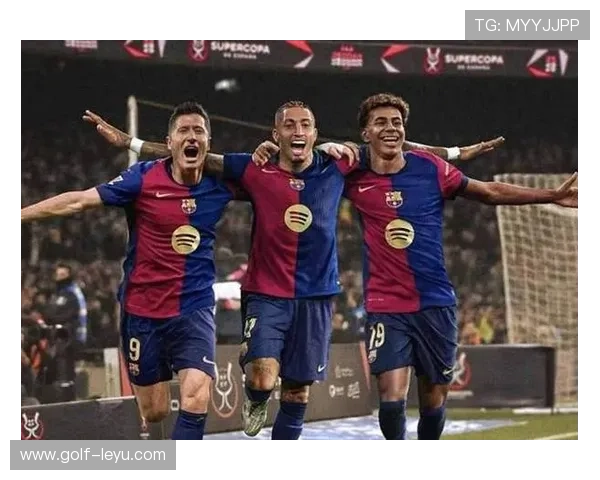 足球四大球星合框展现巅峰对决谁才是真正的足球之王