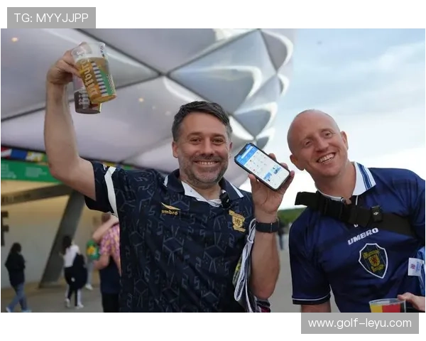 金卡足球球星荣誉与成就盘点助力全球足球文化新发展 金卡足球球星荣誉与成就盘点助力全球足球文化新发展